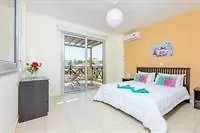 Konnos Beach Villa 1 Protaras
